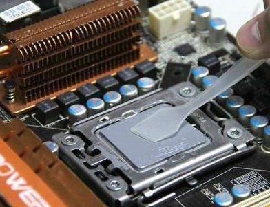 Difference between thermal pad and thermal grease application