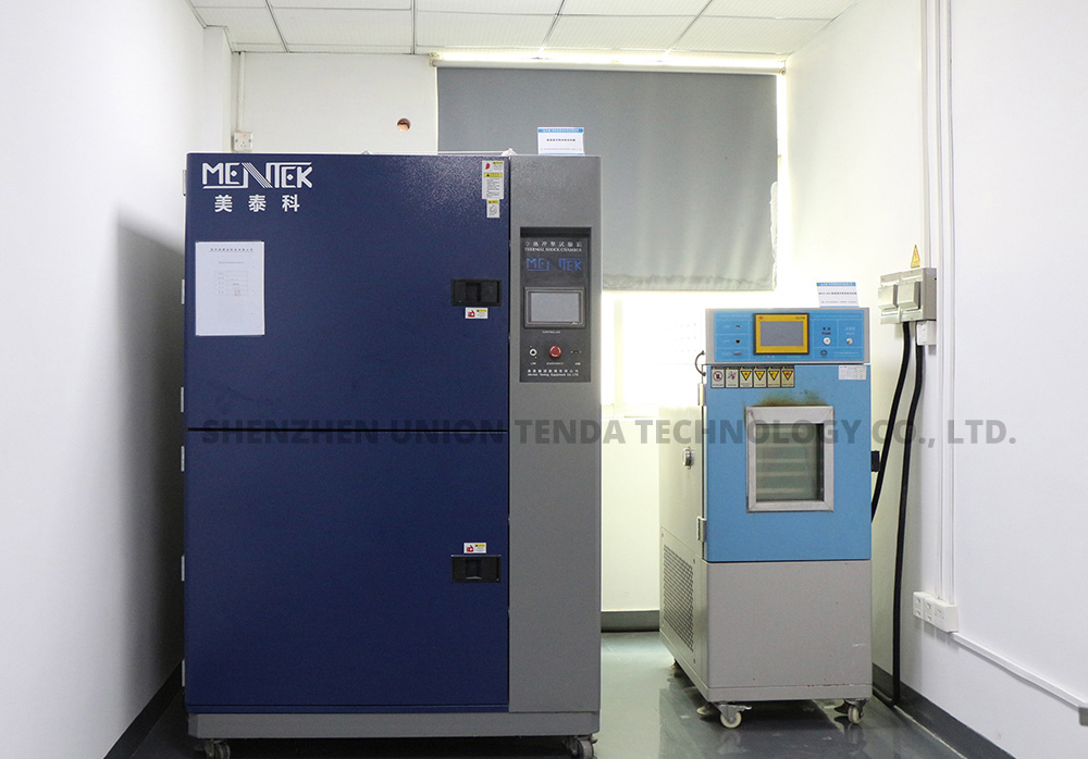 High and low thermal shock/alternating humidity and heat test chamber